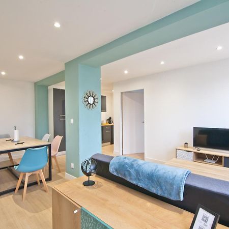 Appartement Familial, 2 Chambres, En Rdc Sur Cour Saint-Florentin  Exterior foto